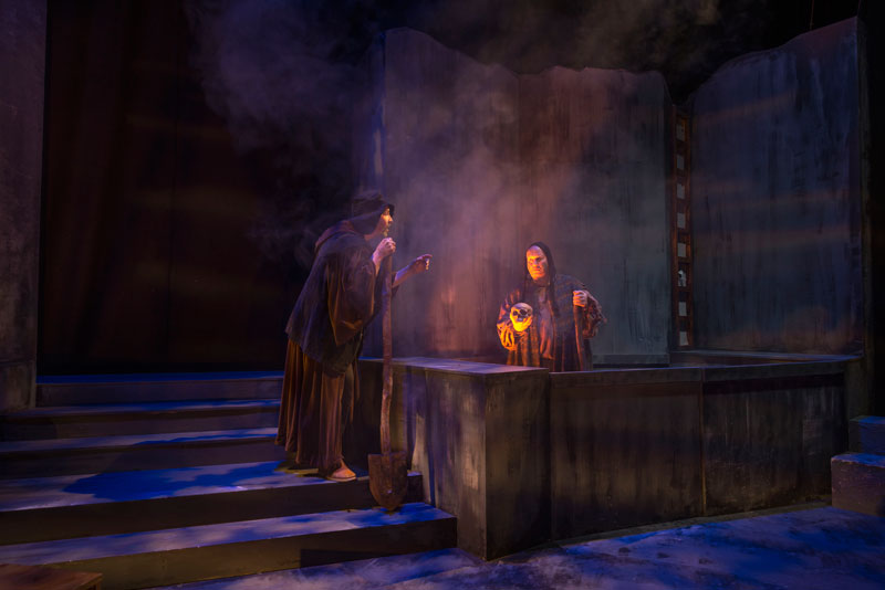 Gravediggers in Hamlet